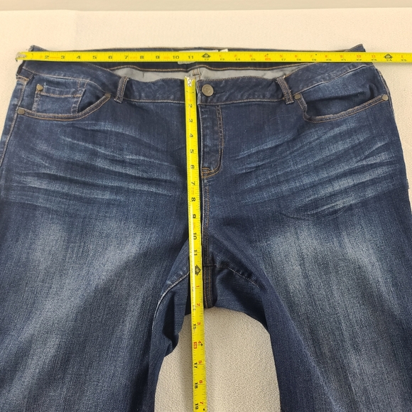Torrid Relaxed Bootcut Stretch Denim Jeans Med Wash 24R - Picture 8 of 13